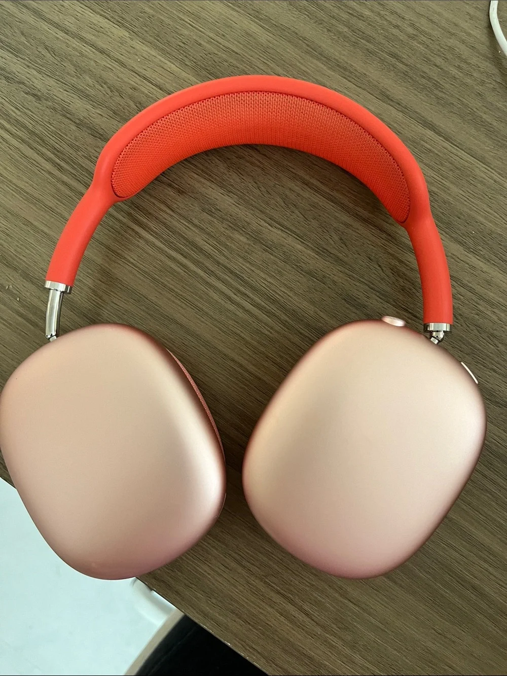 Apple Over-Ear Wireless Headphones - Coral Pink